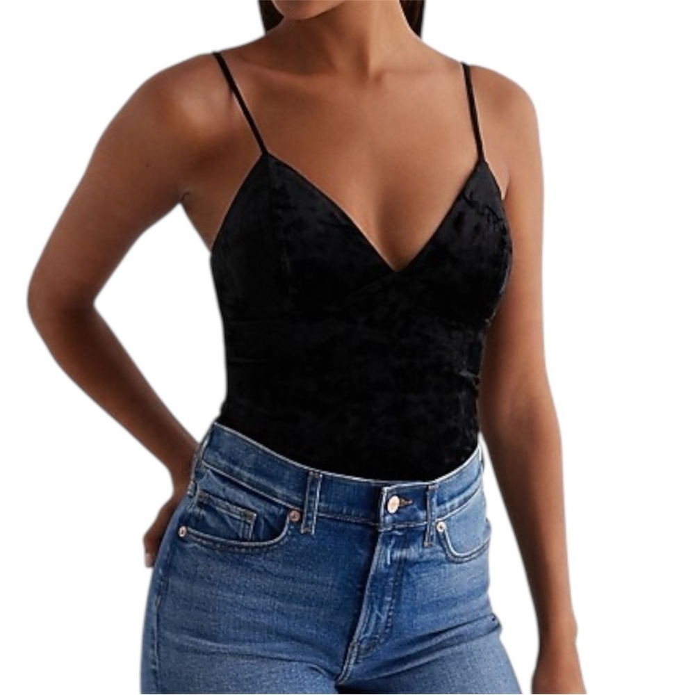 Express Body Contour Crushed Velvet V- Neck Bustier Bodysuit Size Medium NWT